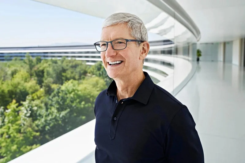 Apple delays return to office until January as Covid cases surge