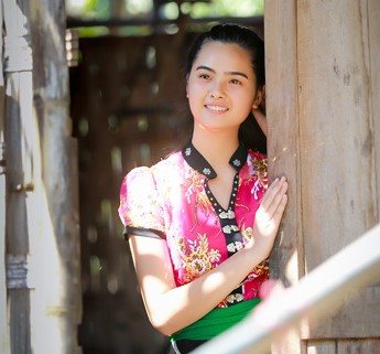 Xa em tháng bảy